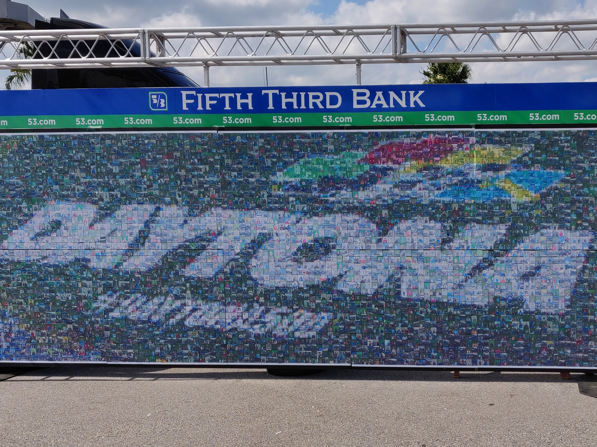 Live Event Mosaic: Daytona 500