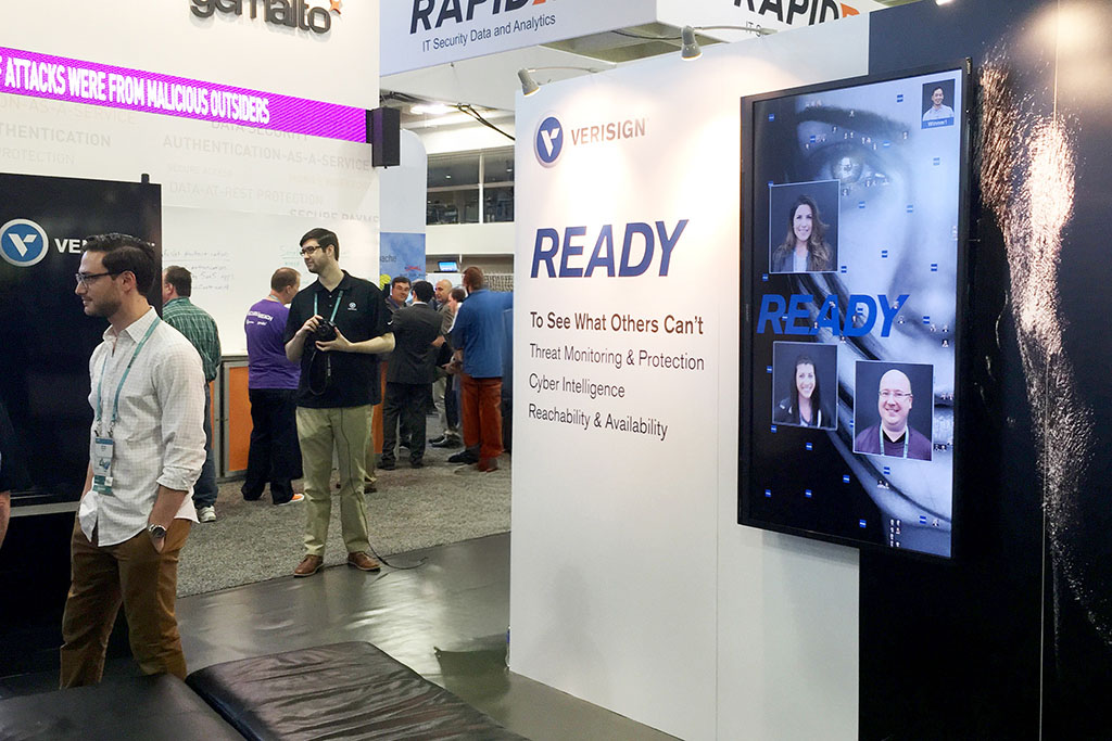 Real-time view of the Verisign Live Digital Mosaic building at RSA Conference 2015